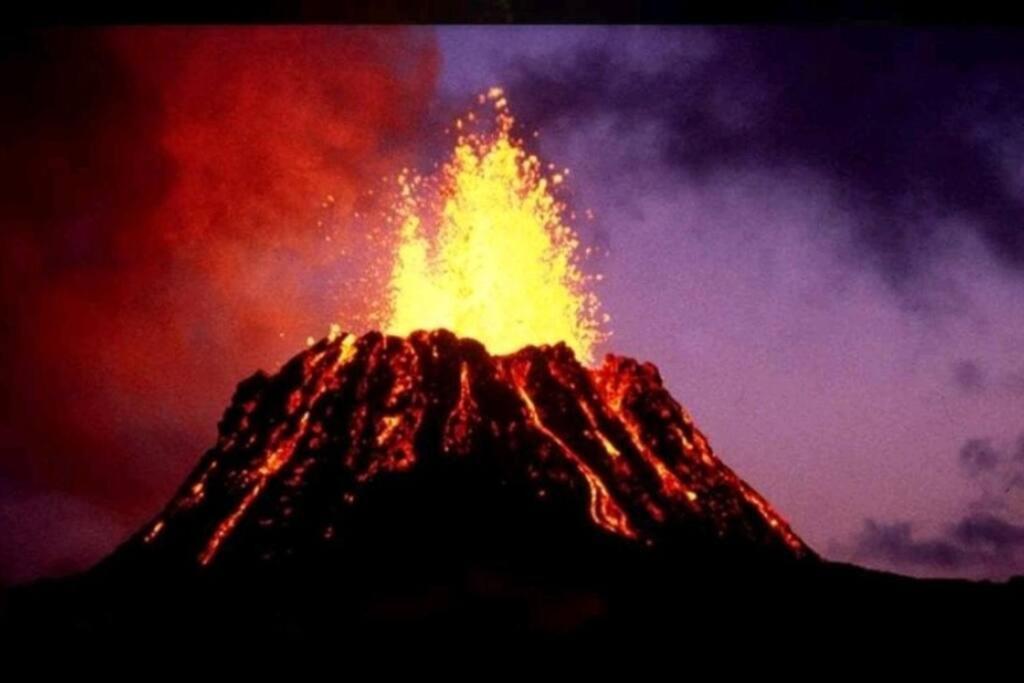 Apartamento Kilauea Iki- Hale Kumu La'Au Volcano Exterior foto